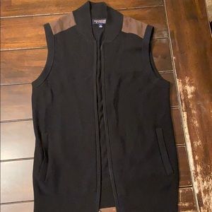 Roundtree & York’s size S vest